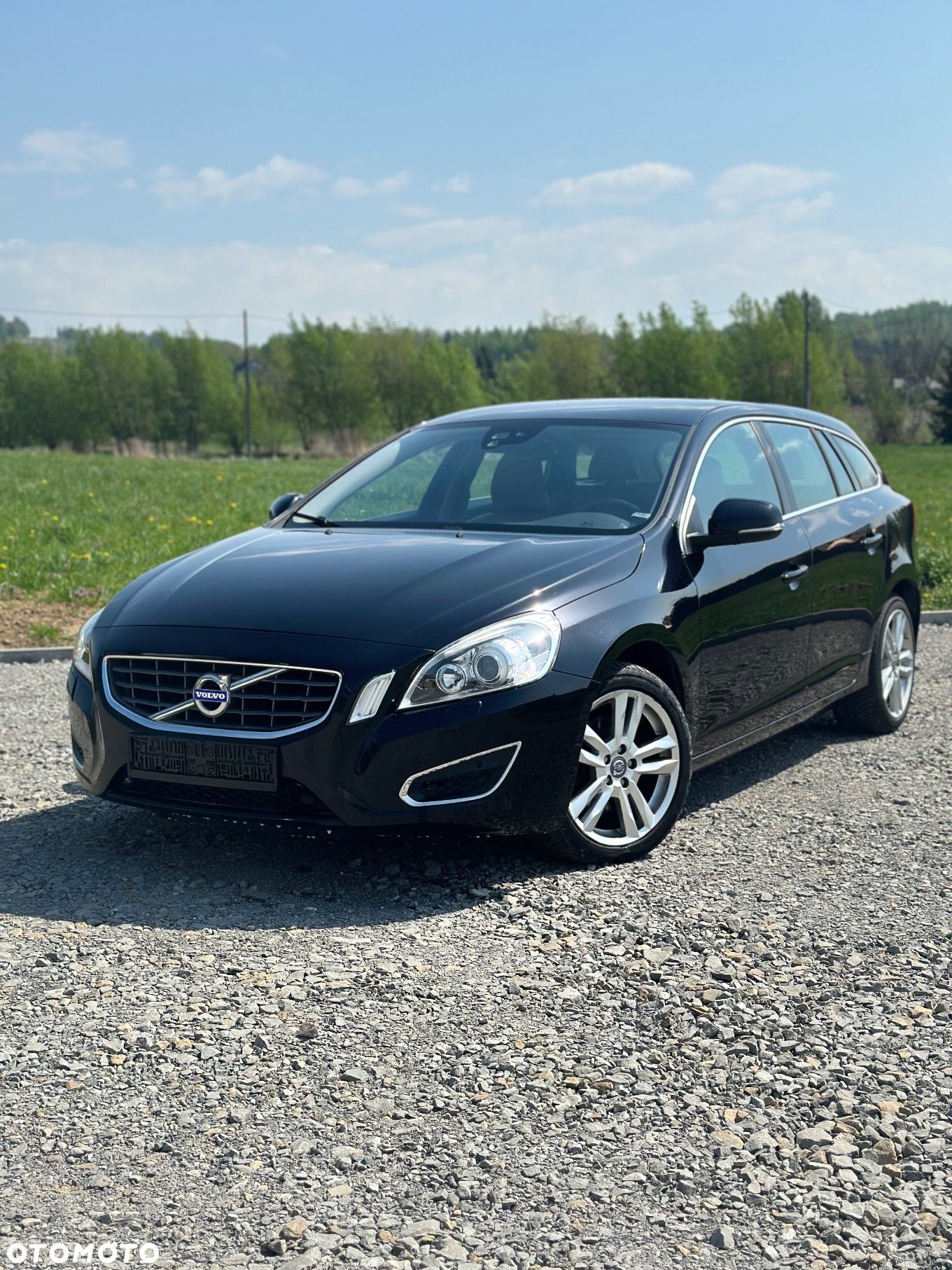 Volvo V60 T3 Summum - 1