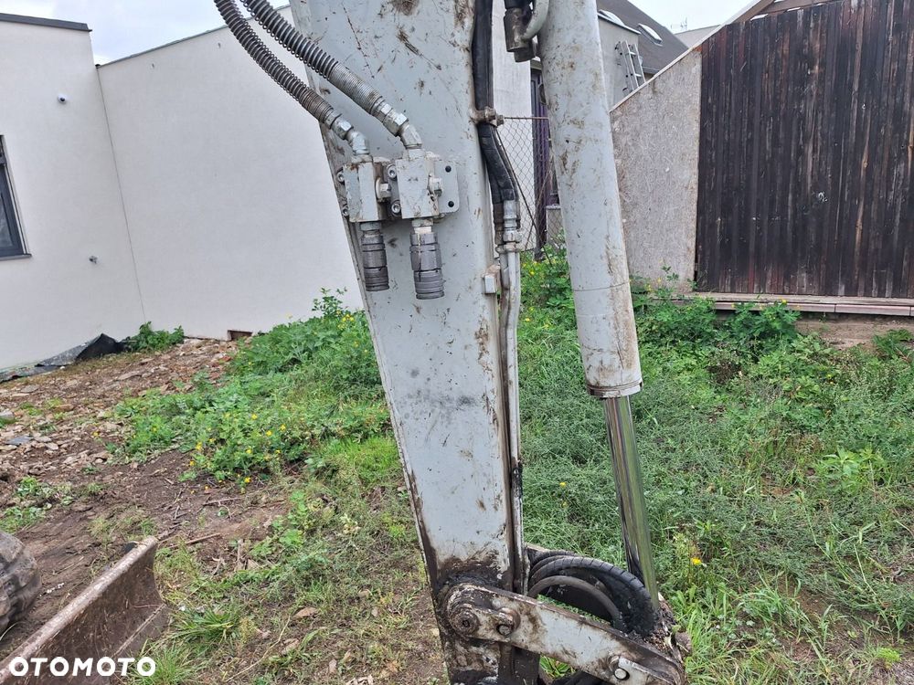 Takeuchi Tb 335 R - 28