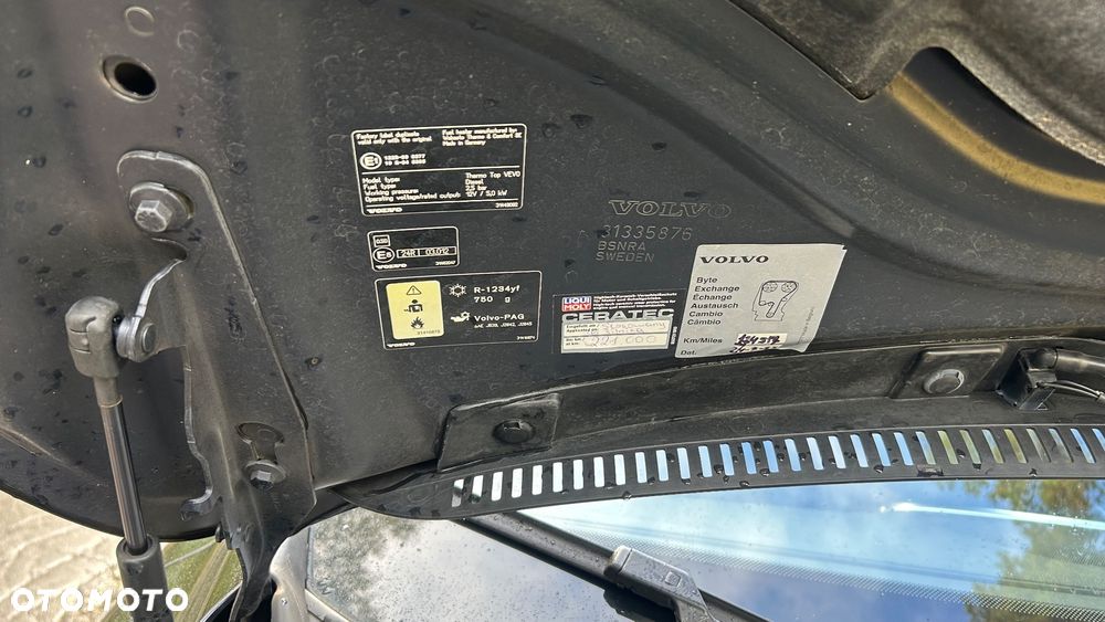 Volvo XC 60 D4 Momentum - 19