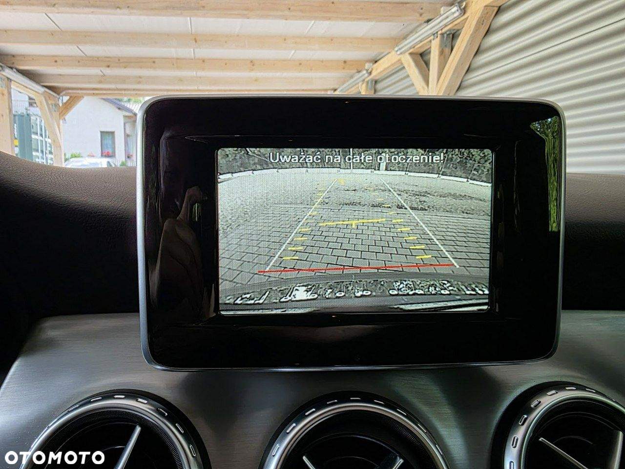 Mercedes-Benz GLA - 27