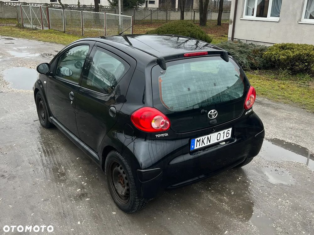 Toyota Aygo - 4