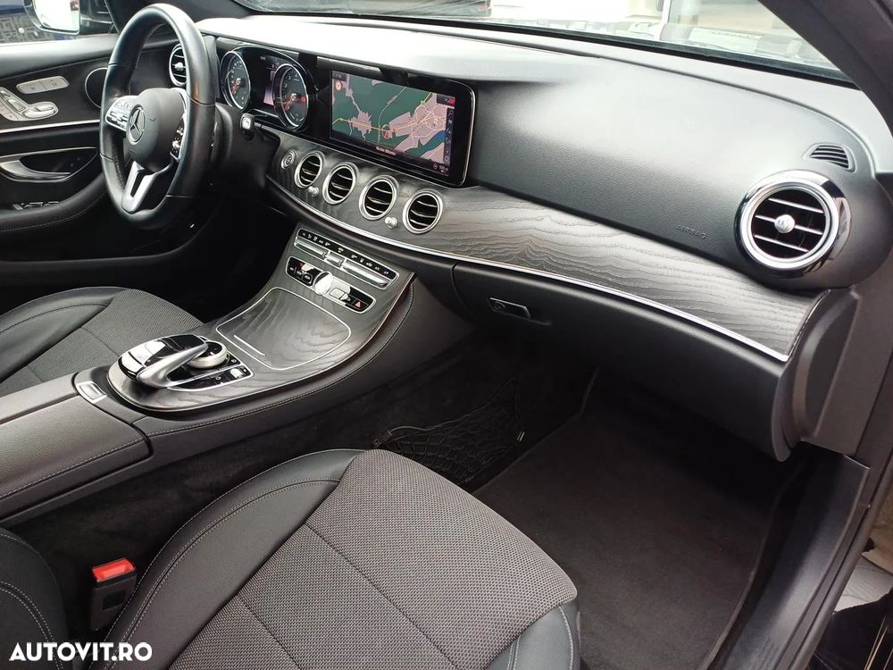 Mercedes-Benz E 300 9G-TRONIC Avantgarde - 27