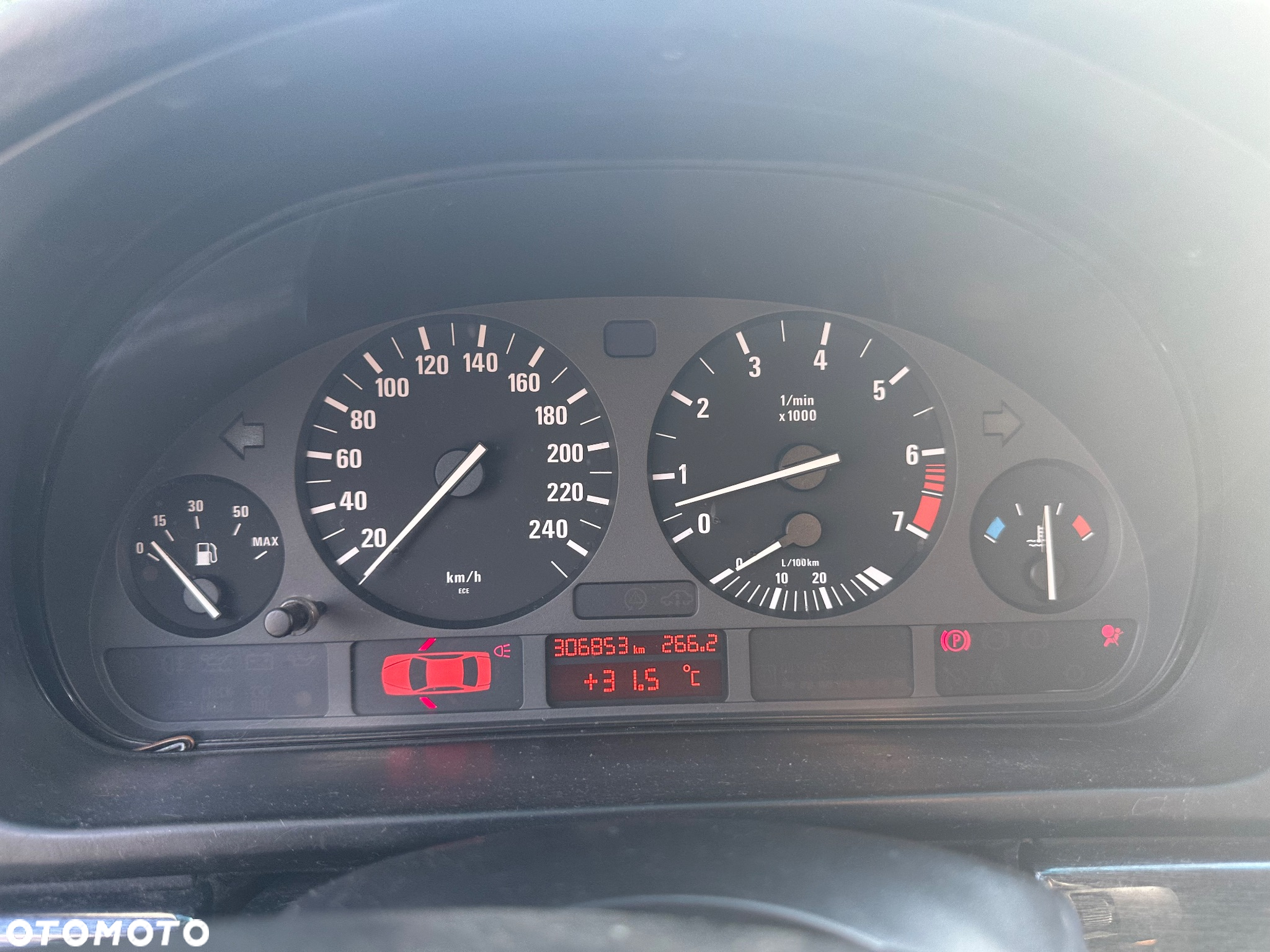 BMW Seria 5 523i - 13