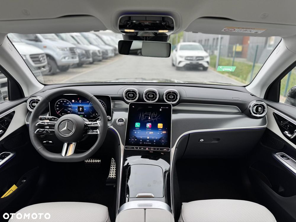 Mercedes-Benz GLC 300 e PHEV 4-Matic AMG Line - 13