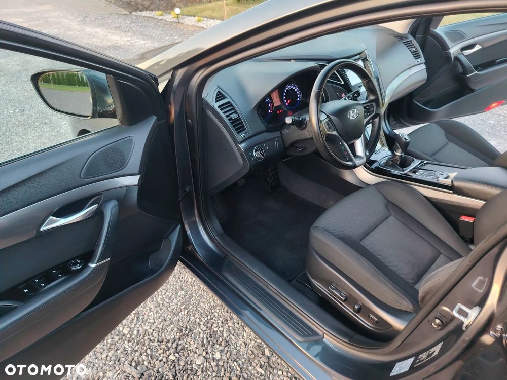 Hyundai i40 Kombi 1.6 Trend - 7