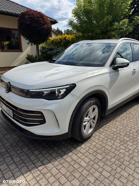 Volkswagen Tiguan 2.0 TDI SCR Elegance DSG - 3