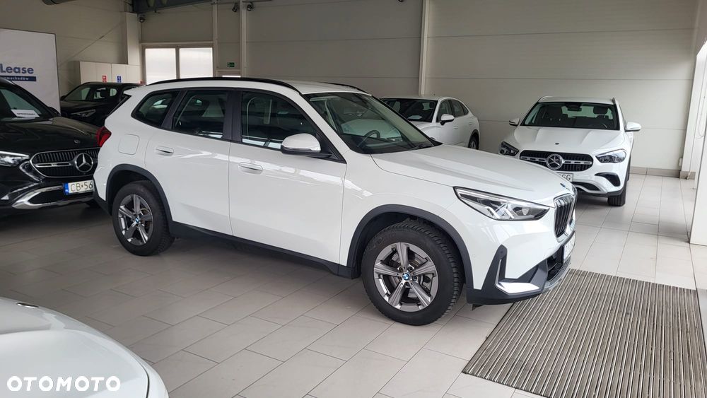 BMW X1 sDrive20i Advantage - 4