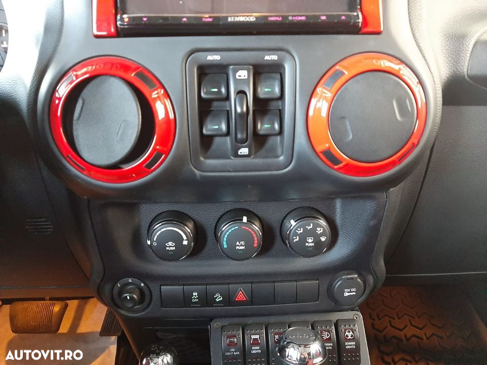 Jeep Wrangler Unlimited 3.6 V6 AT Rubicon - 11