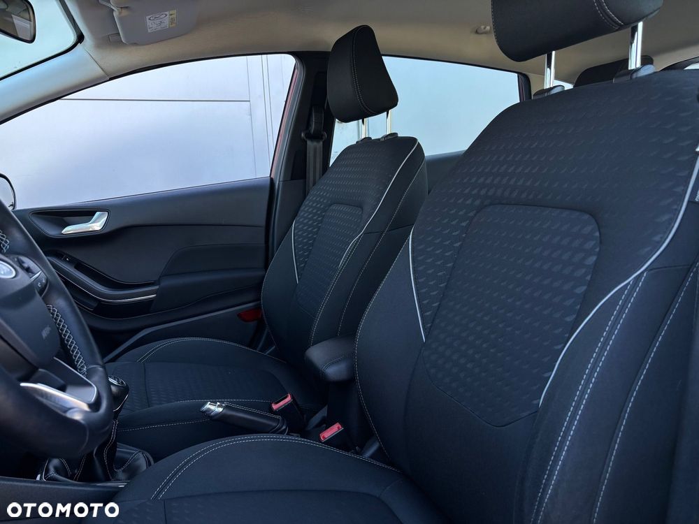Ford Fiesta 1.1 S&S TITANIUM - 14