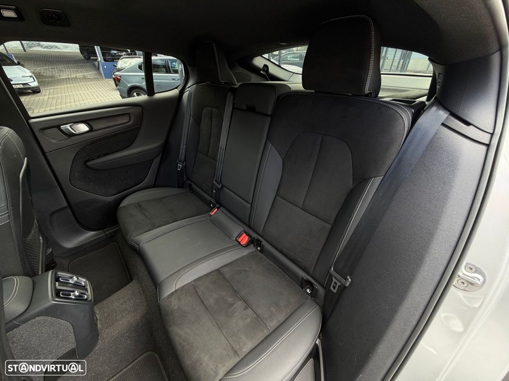 Volvo C40 Recharge Plus - 42