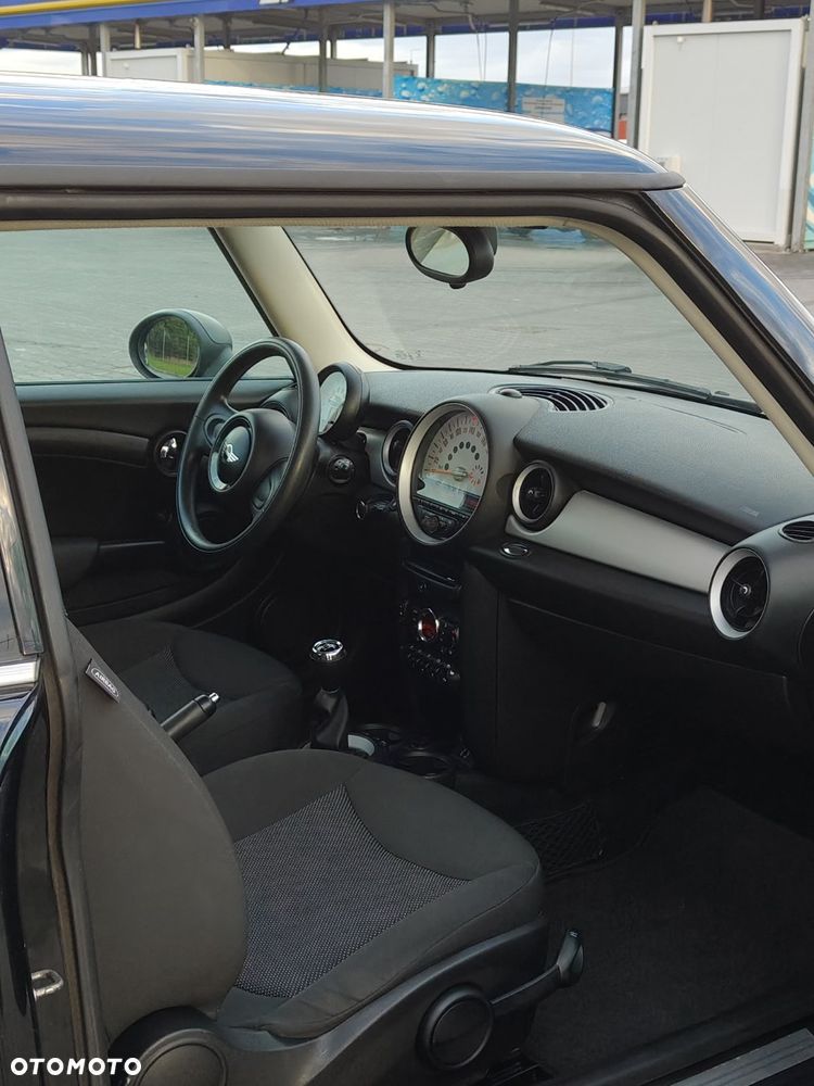 MINI ONE Standard - 9