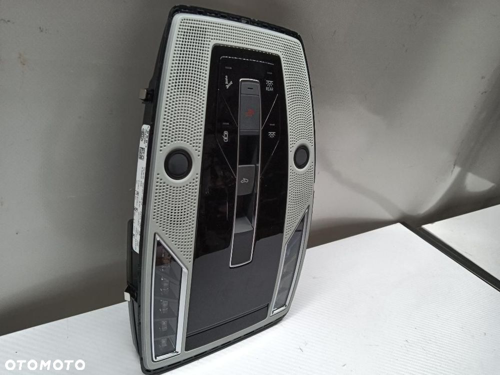 LAMPKA PODSUFITKI AUDI A8 D5 4N0947135CF