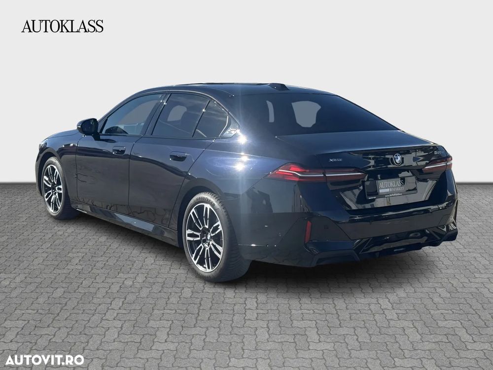 BMW Seria 5 520d xDrive Aut. M Sport Edition - 3