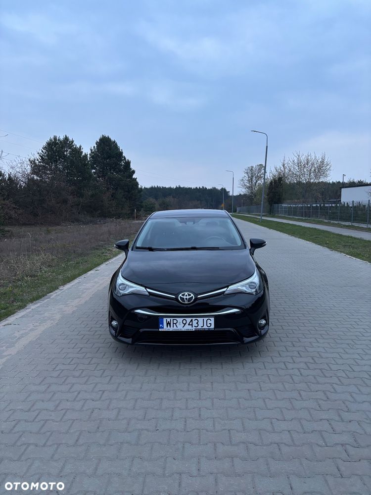 Toyota Avensis 2.0 Premium MS - 1
