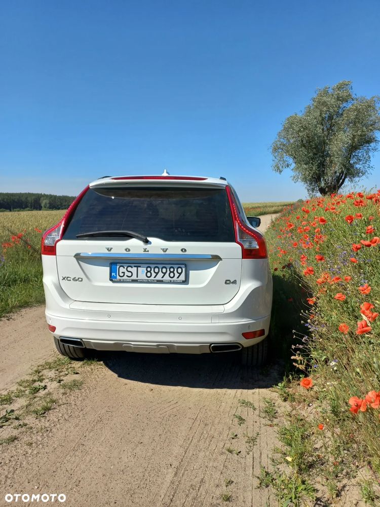 Volvo XC 60 D4 Momentum - 17