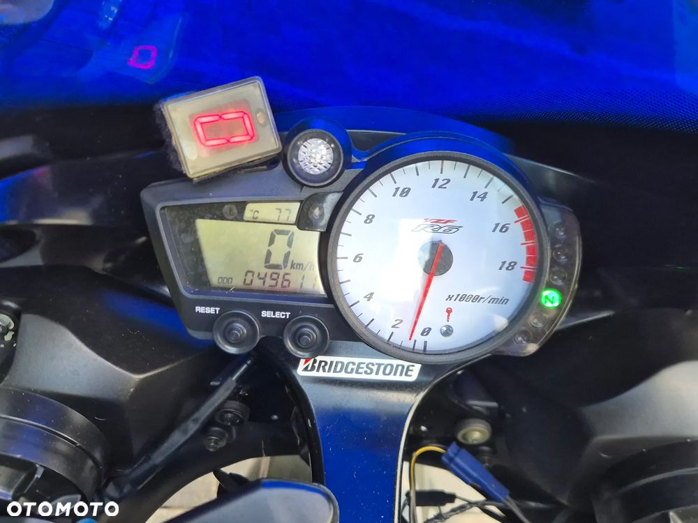 Yamaha R6 - 11