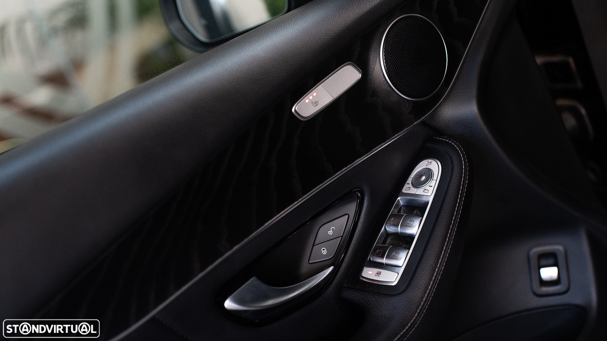 Mercedes-Benz GLC 350 d 4Matic 9G-TRONIC AMG Line - 17