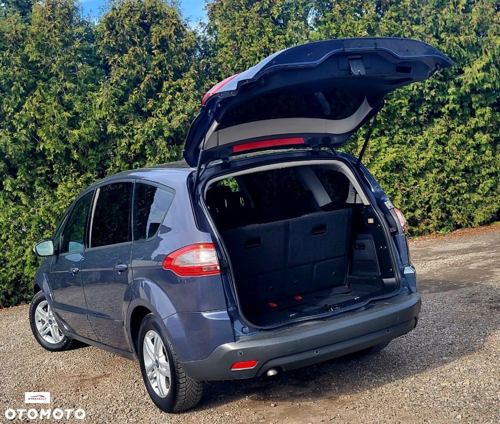 Ford S-Max - 21
