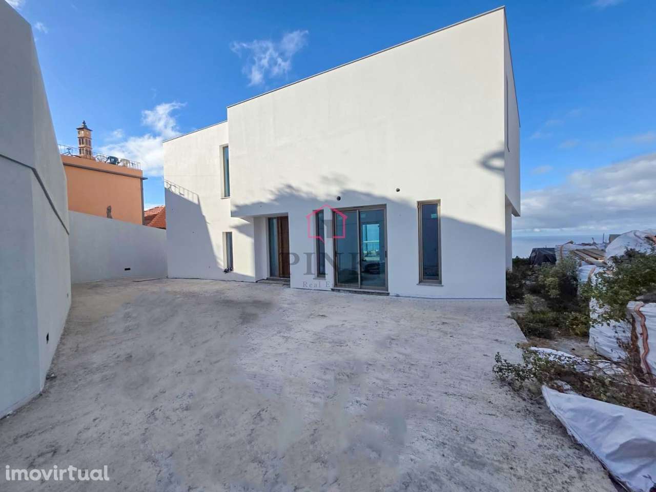 Moradia de Luxo com Piscina e Vista Mar - T4 na Ribeira Brava - Grande imagem: 5/33