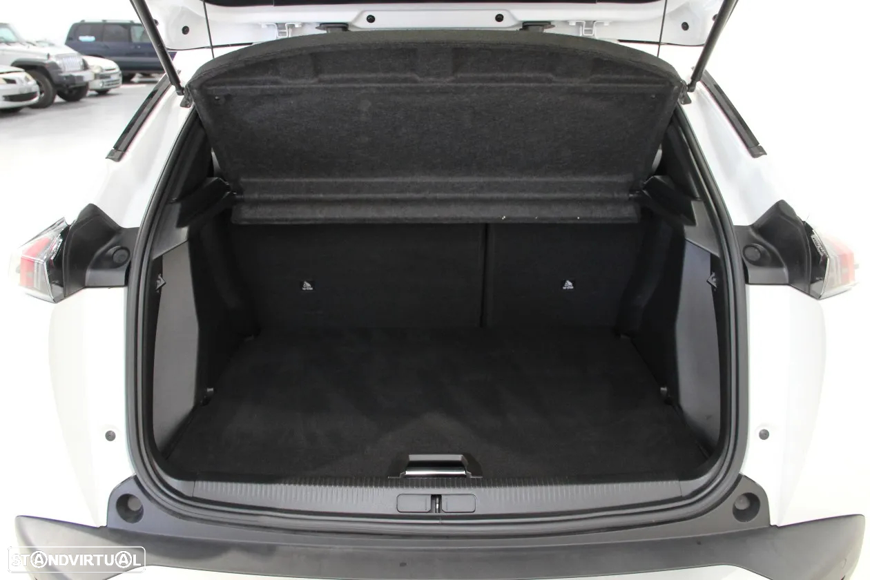 Peugeot 2008 1.2 PureTech Allure Pack - 38