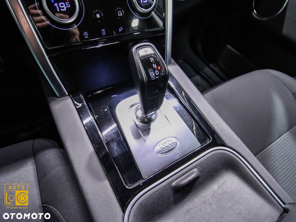 Land Rover Discovery Sport 2.0 D180 SE - 26