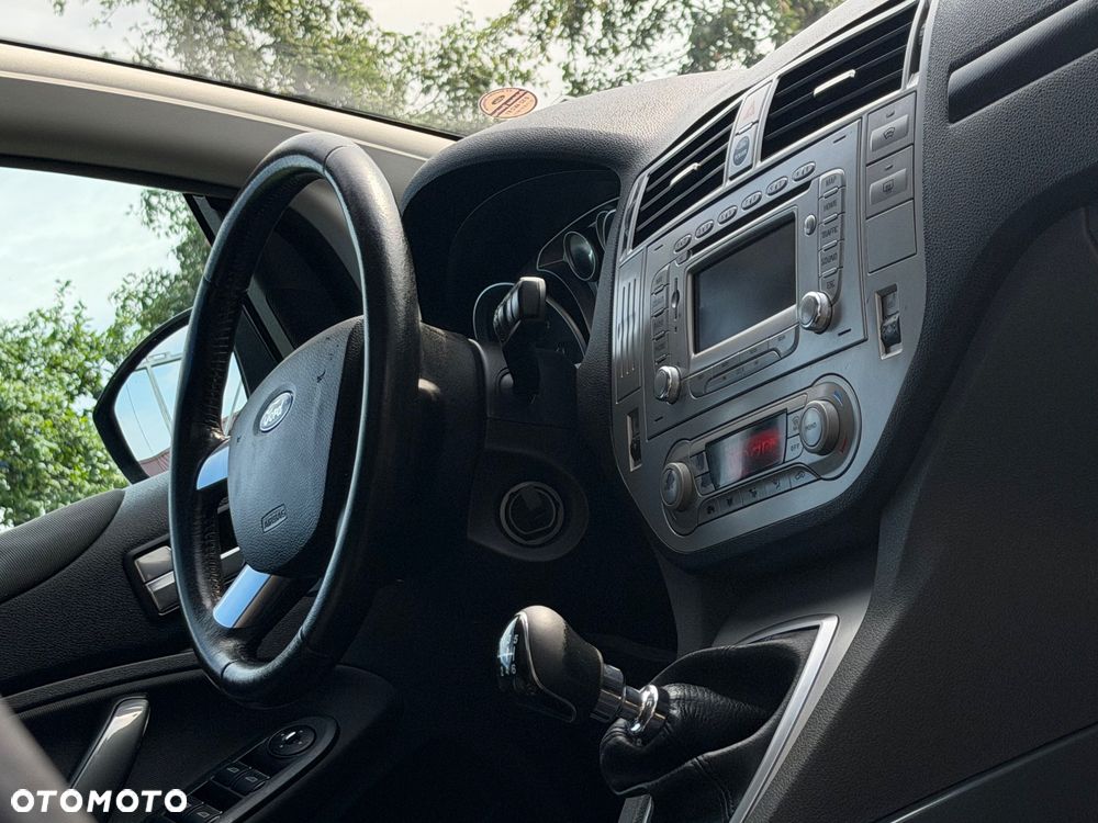 Ford Kuga 2.0 TDCi 4x4 Individual - 30