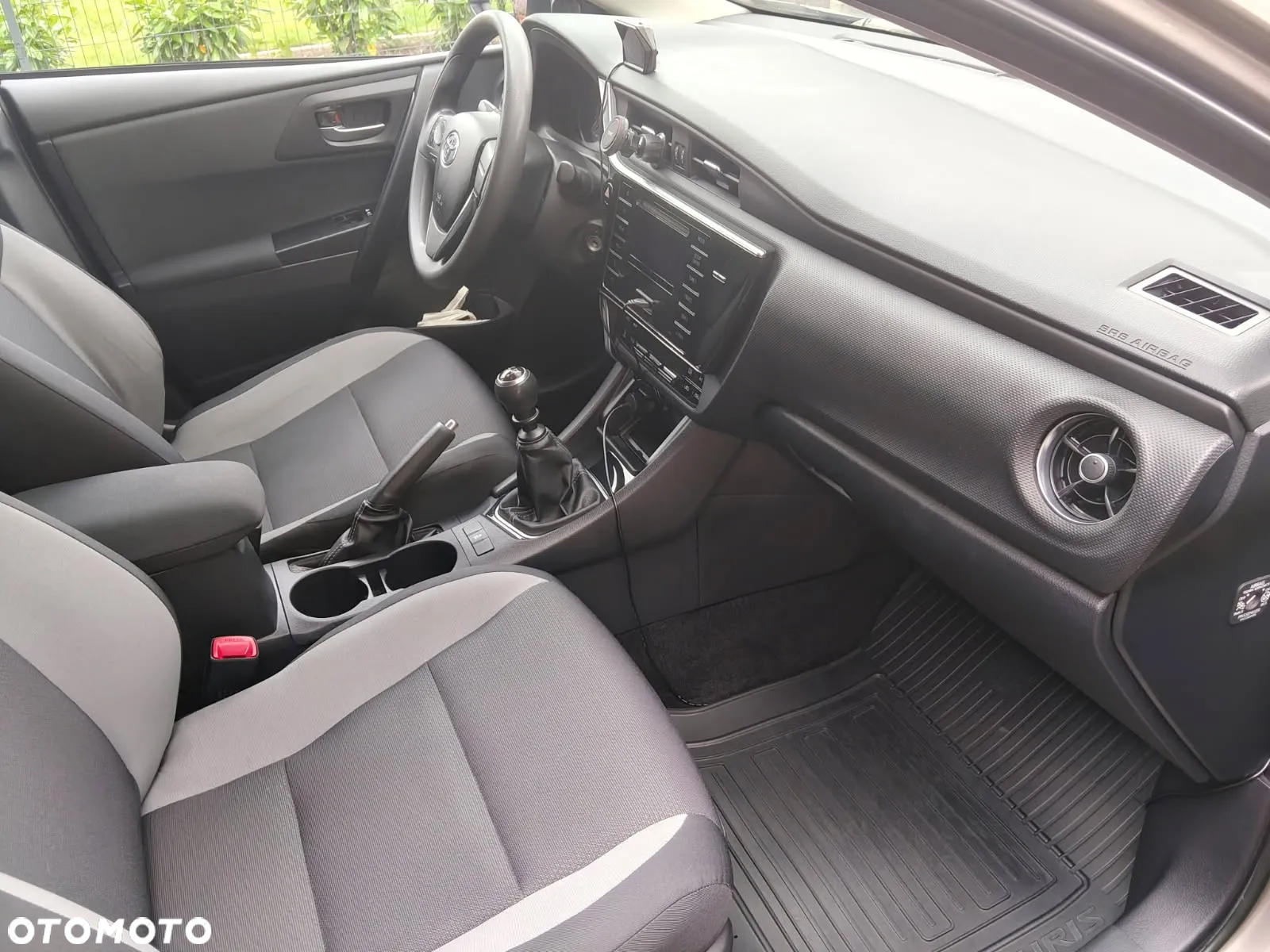 Toyota Auris 1.33 VVT-i Comfort - 8