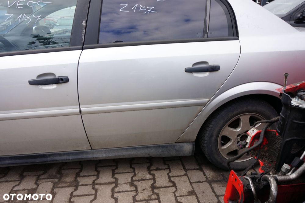 DRZWI TYLNE LEWE VECTRA C SEDAN Z157  SREBRNY OPEL 2002-2005 - 3
