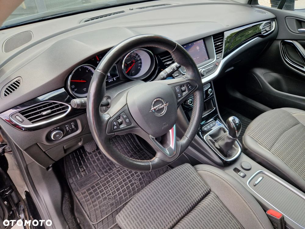 Opel Astra - 10