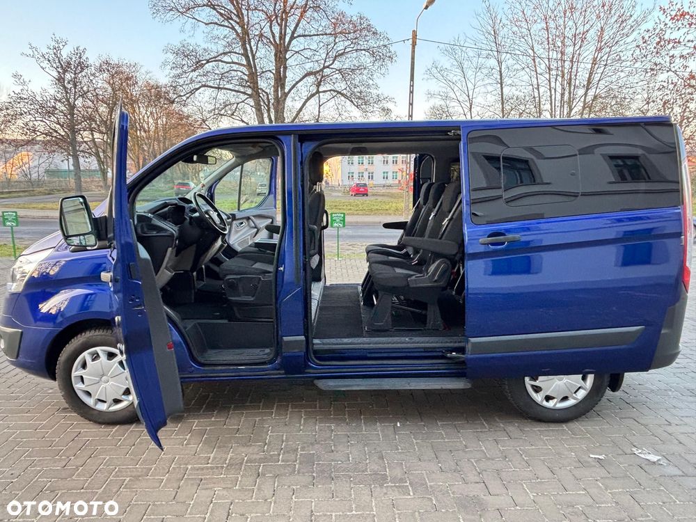 Ford Tourneo Custom - 3