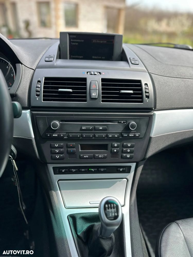 BMW X3 xDrive20d - 27