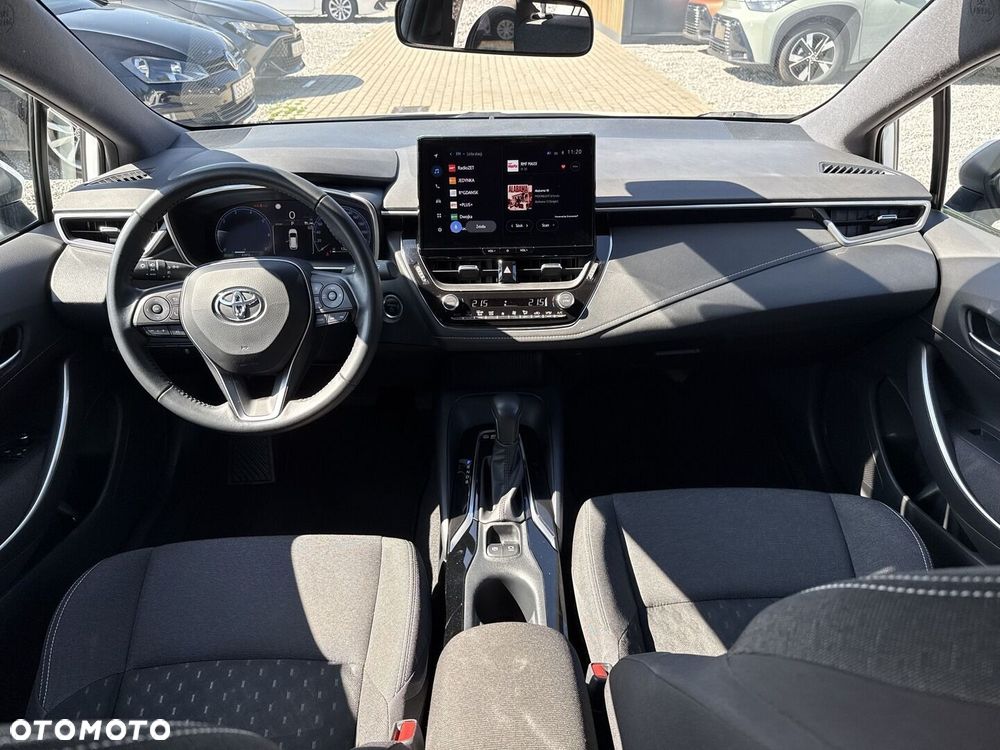 Toyota Corolla 1.8 Hybrid Comfort - 23