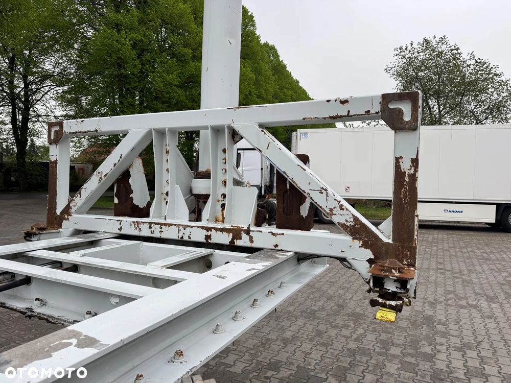 Lag Podkontenerowa z wywrotem !!  Hydraulika!!, 117.000km!! - 28