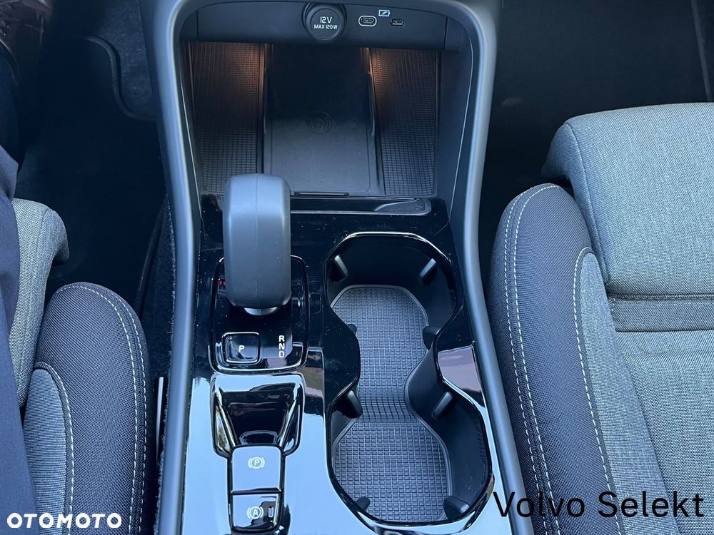 Volvo XC 40 - 30