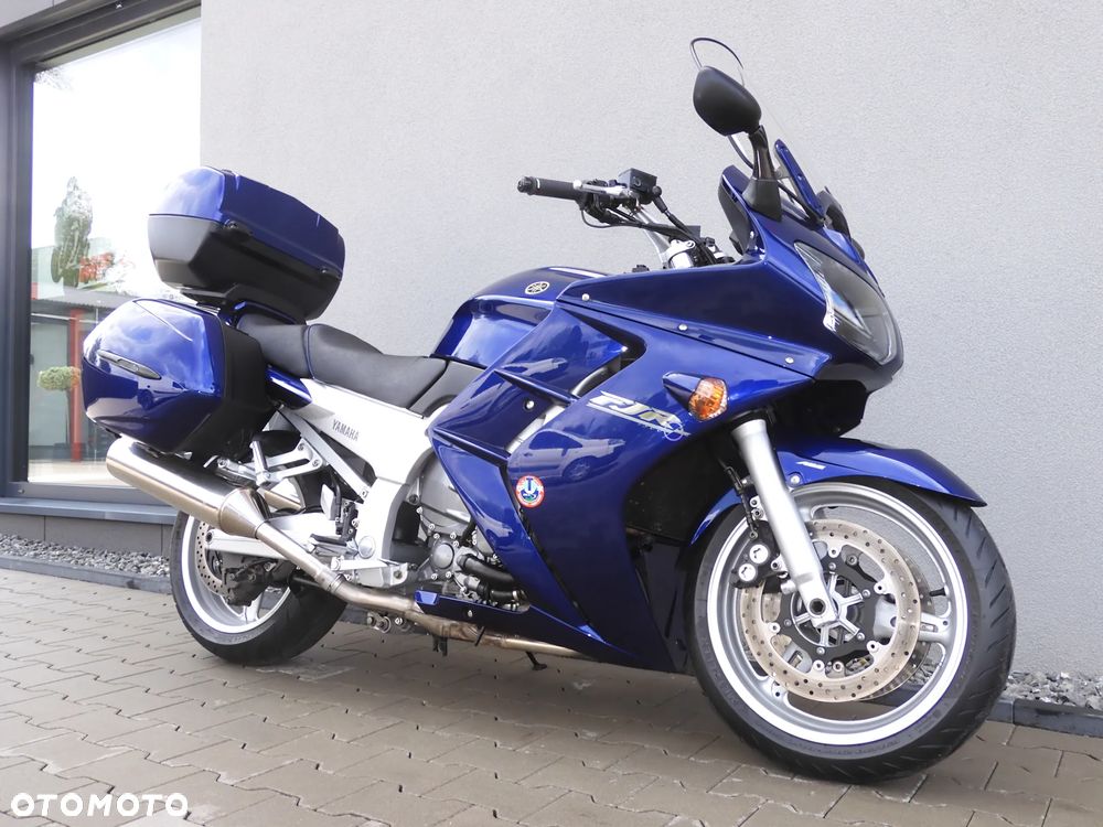 Yamaha FJR - 17