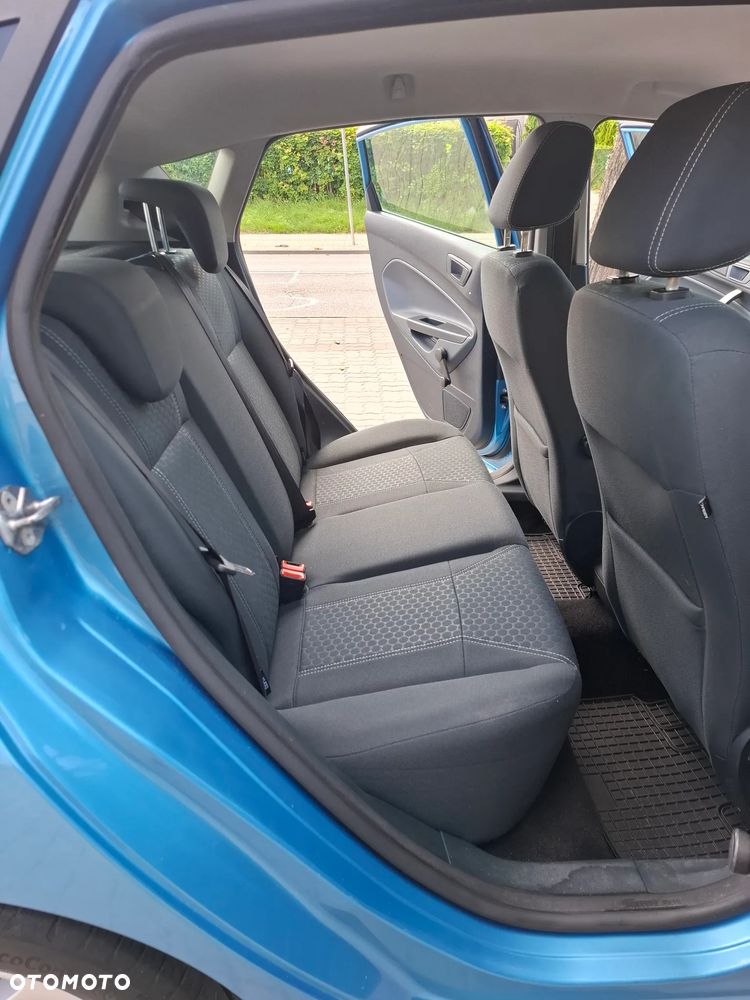 Ford Fiesta 1.25 Titanium - 24