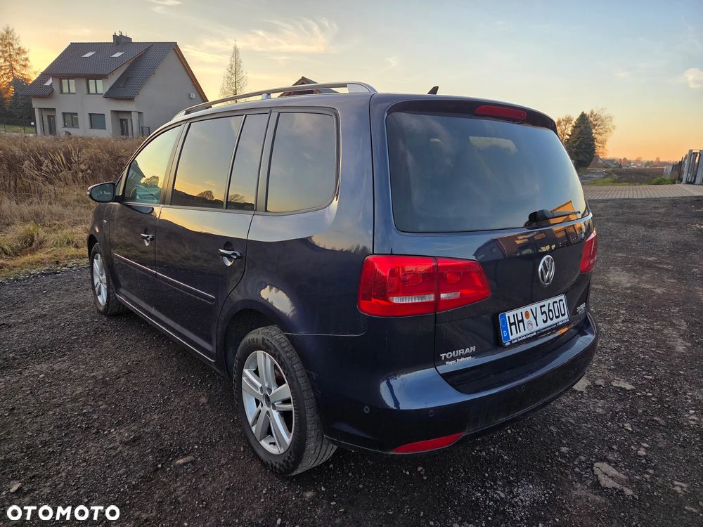 Volkswagen Touran 2.0 TDI DPF DSG MATCH - 4