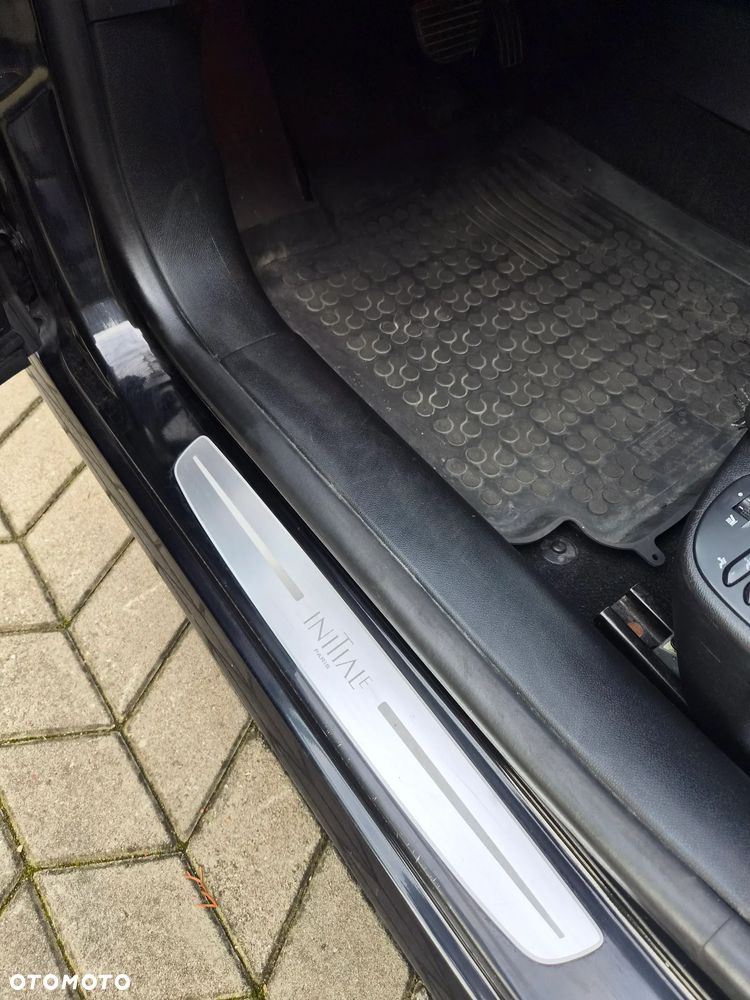 Renault Latitude - 22