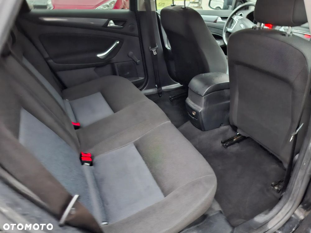Ford Mondeo 2.0 TDCi Business Edition - 7