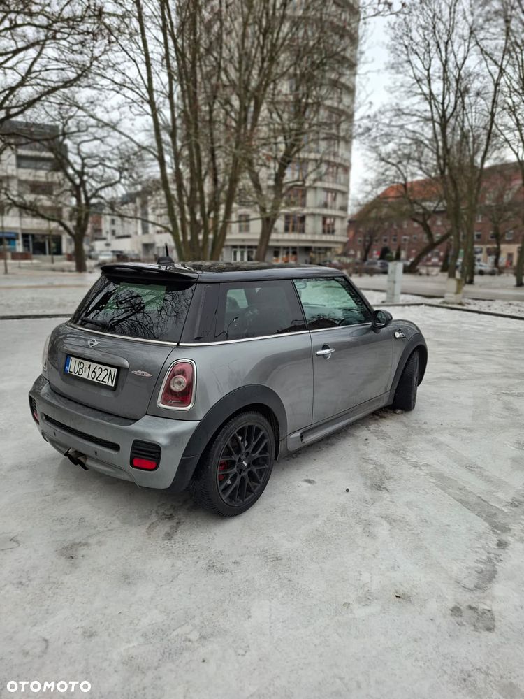MINI John Cooper Works Standard - 6