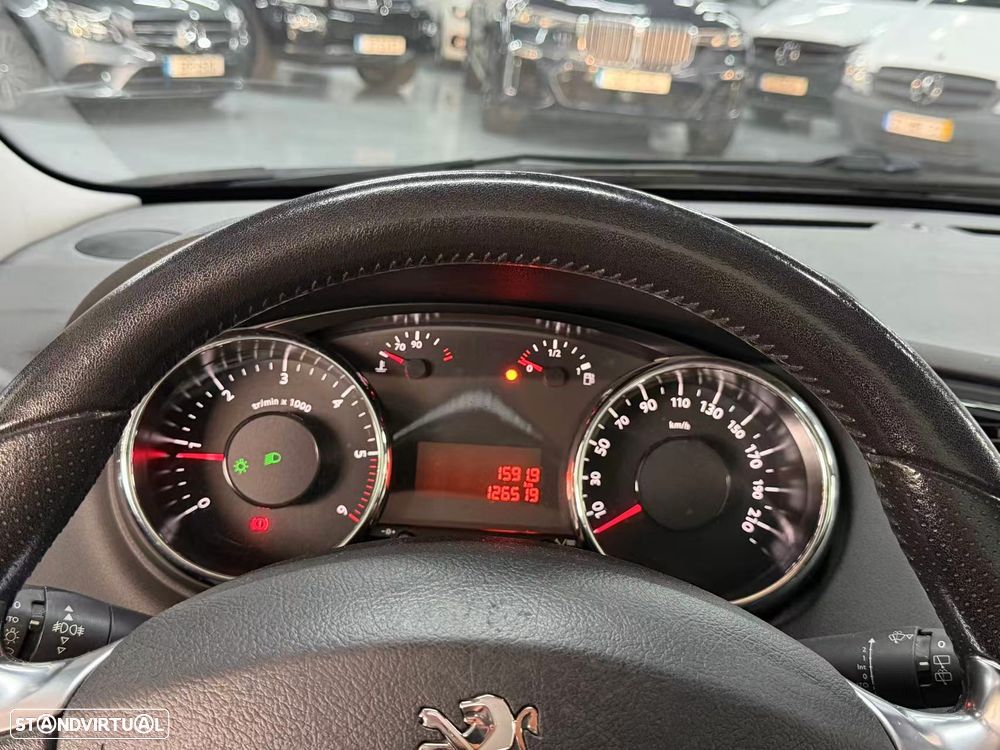 Peugeot 5008 1.6 BlueHDi Style - 12