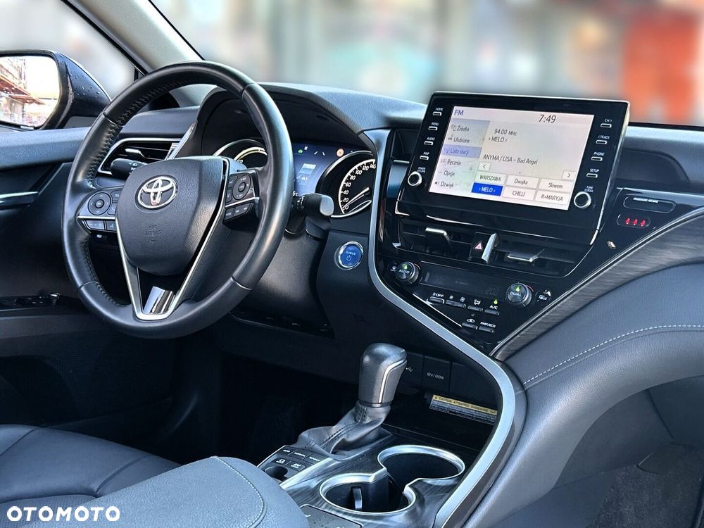 Toyota Camry 2.5 Hybrid Executive CVT - 13