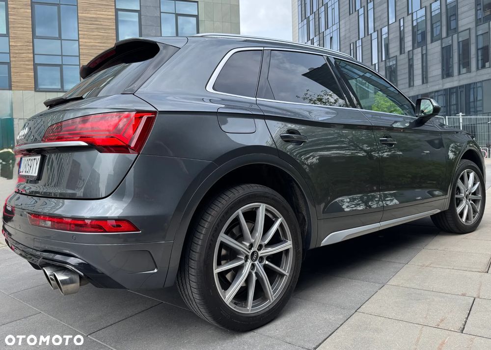 Audi SQ5 - 5