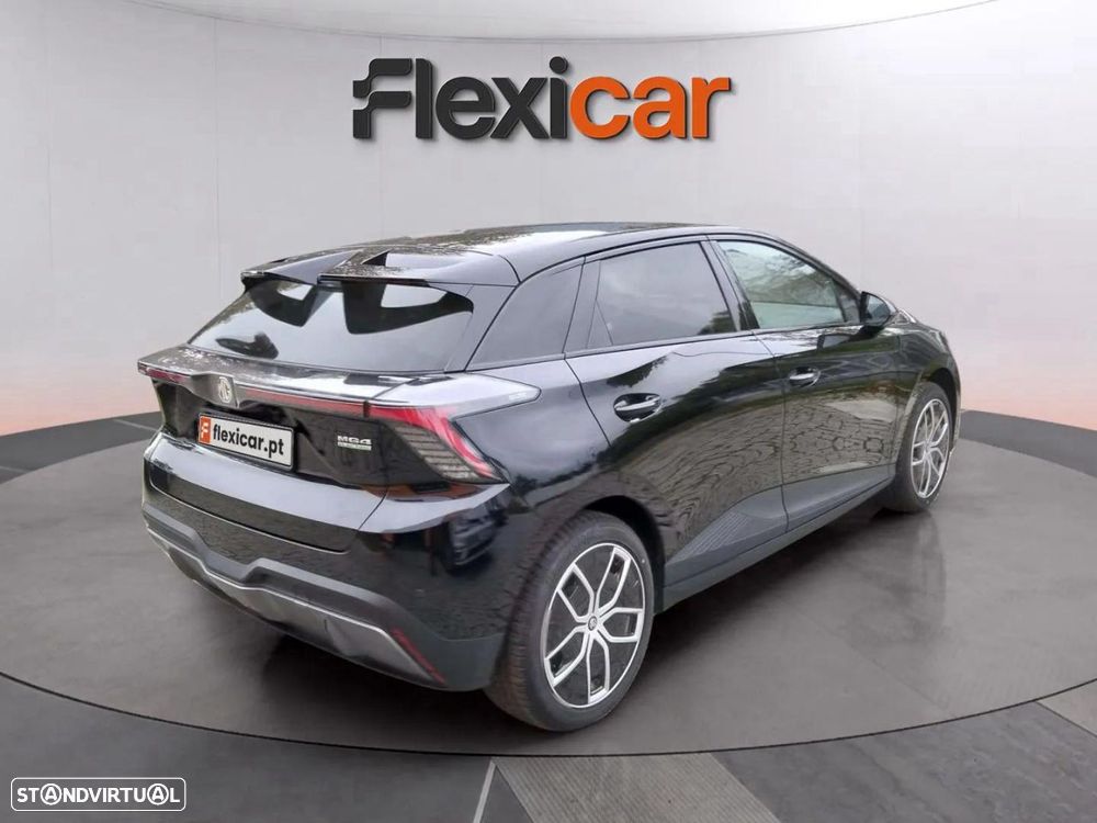 MG MG4 64 kWh Luxury - 7