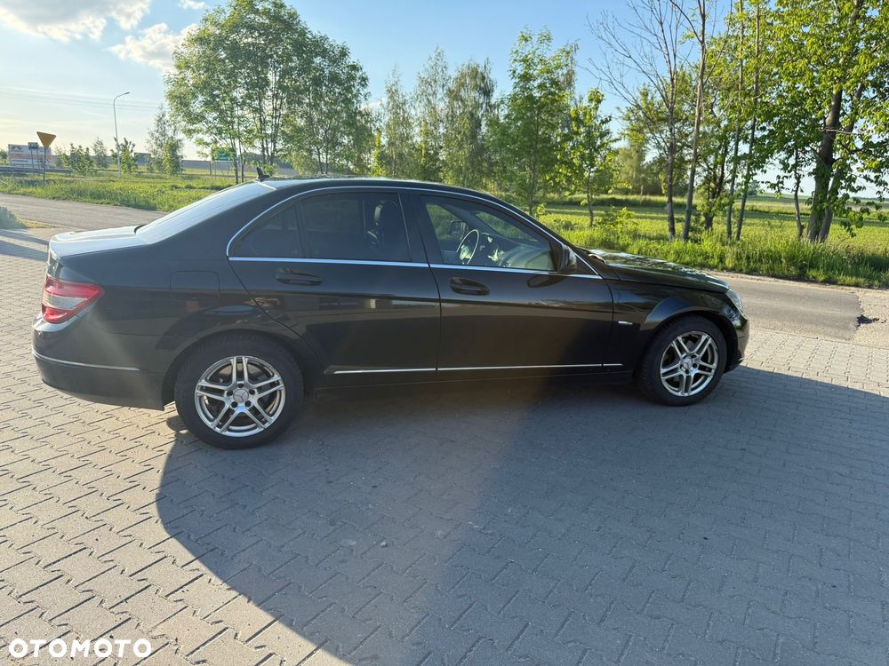 Mercedes-Benz Klasa C 220 CDI Avantgarde - 7
