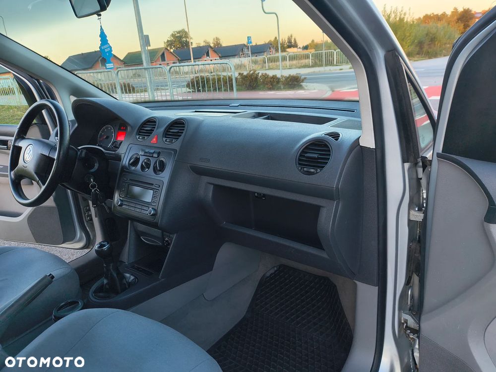 Volkswagen Caddy - 17