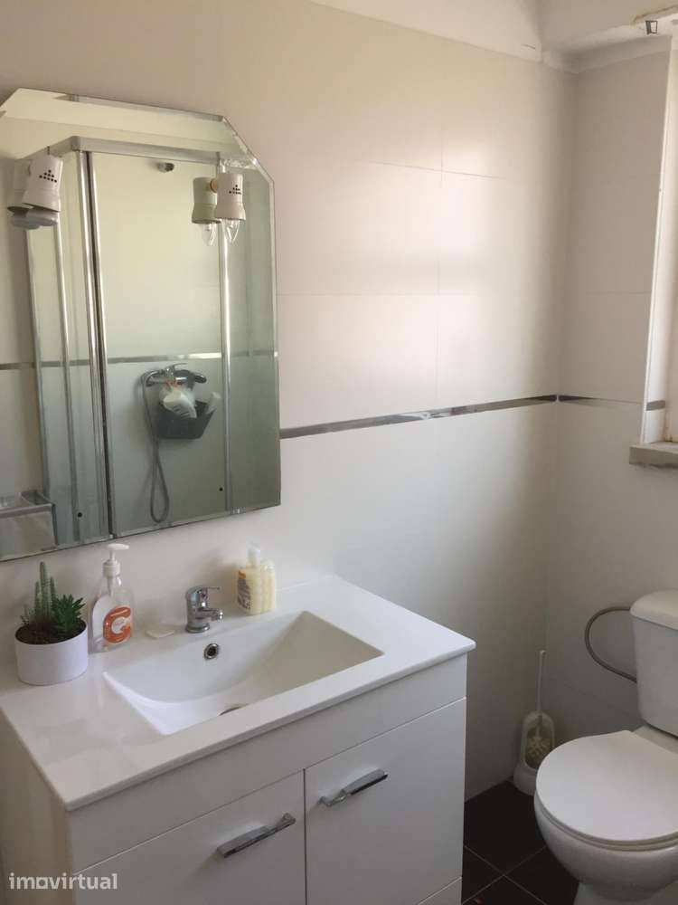 Quarto - localizado em Ajuda Lisbon - Grande imagem: 5/10