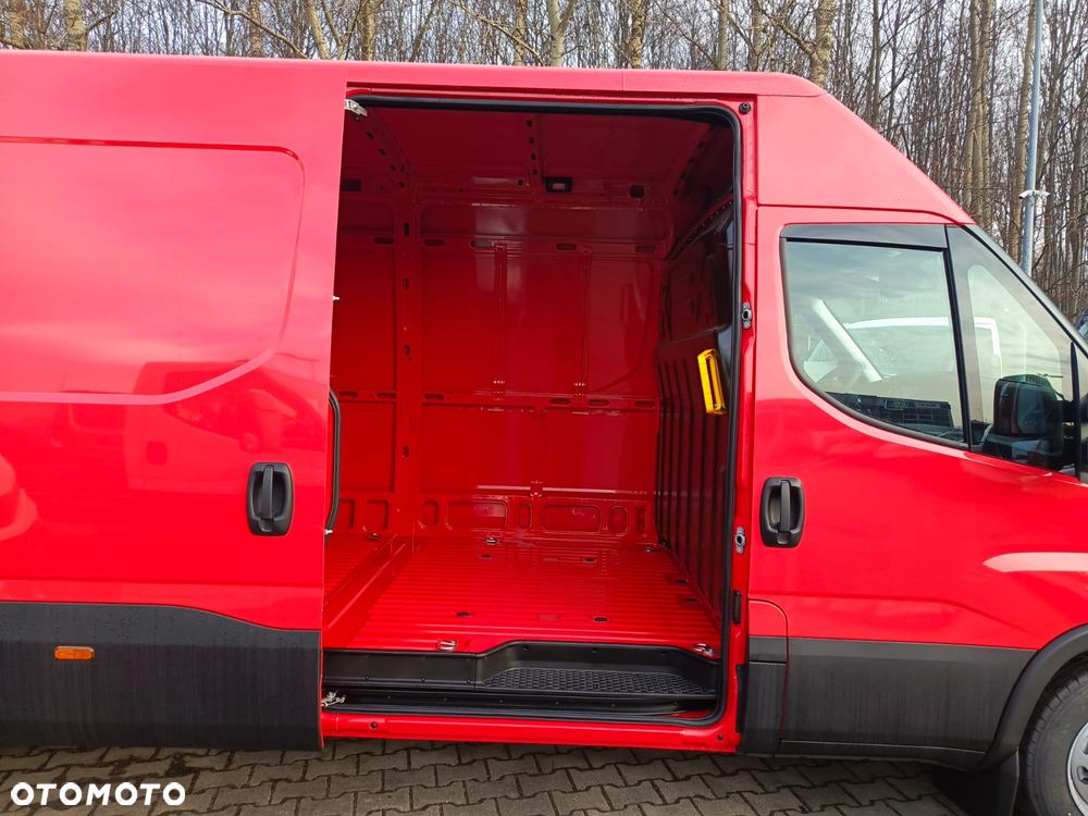 Iveco Daily / Pewny partner w biznesie ! - 14