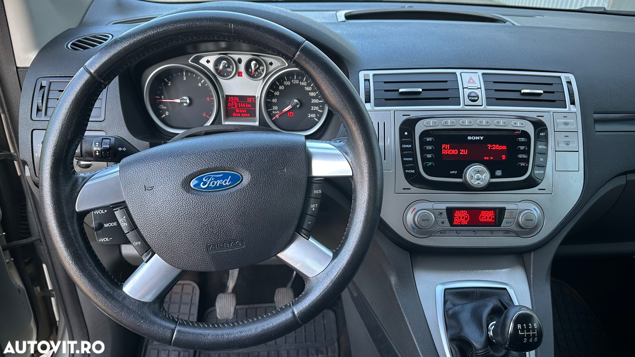 Ford Kuga 2.0L TDCi DPF Titanium - 6