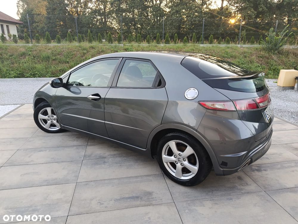 Honda Civic - 2